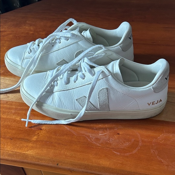 VEJA Women’s Campo Sneakers, White - Picture 2 of 6